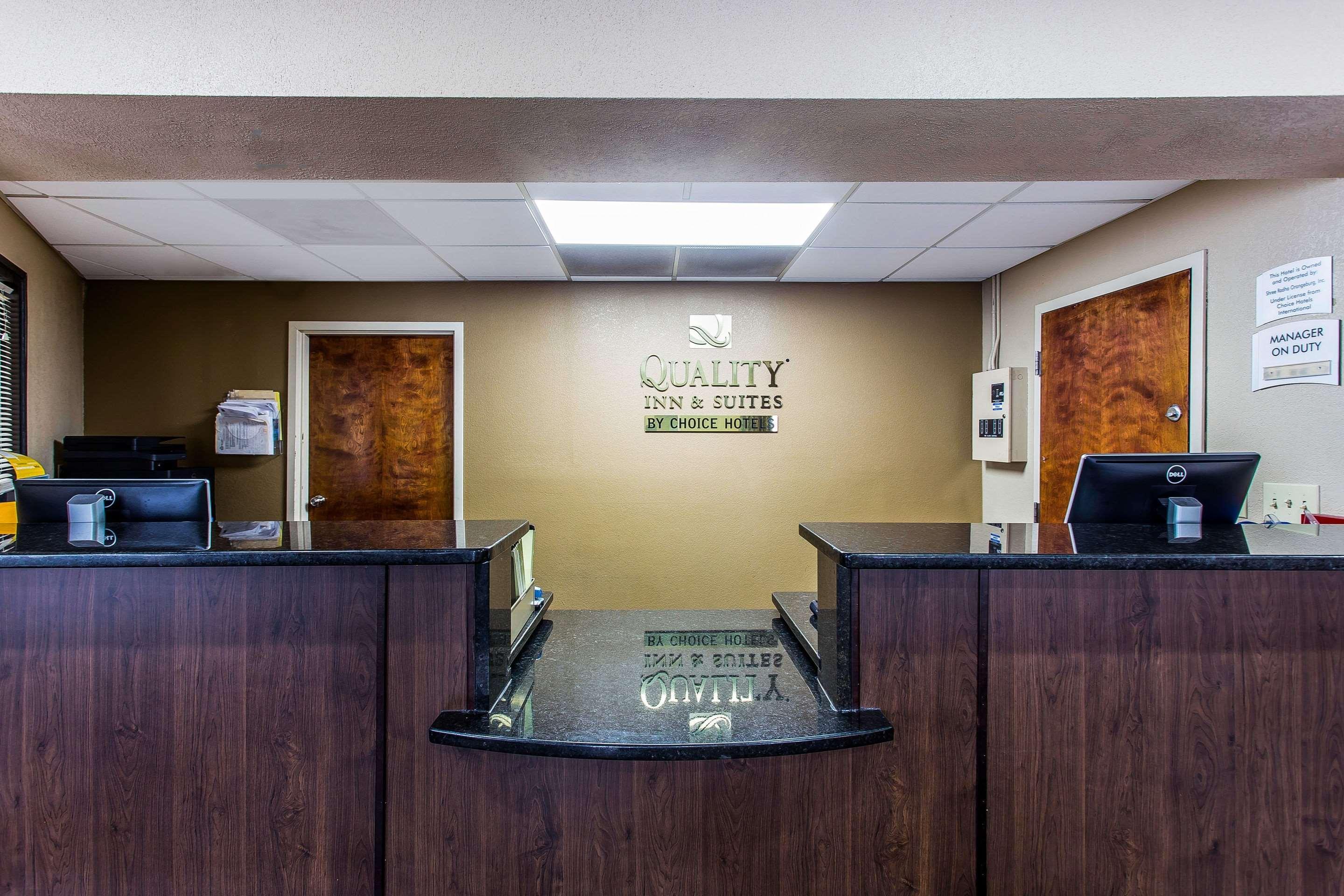 Quality Inn & Suites Orangeburg Esterno foto