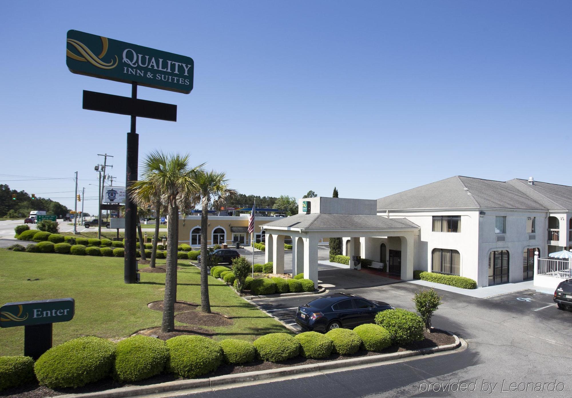 Quality Inn & Suites Orangeburg Esterno foto