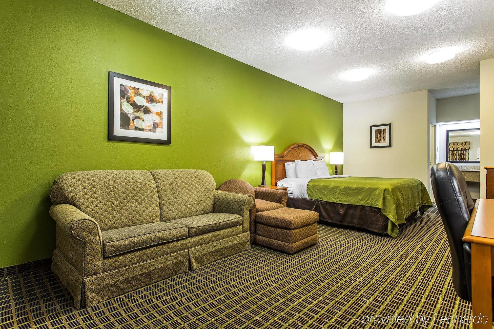 Quality Inn & Suites Orangeburg Esterno foto