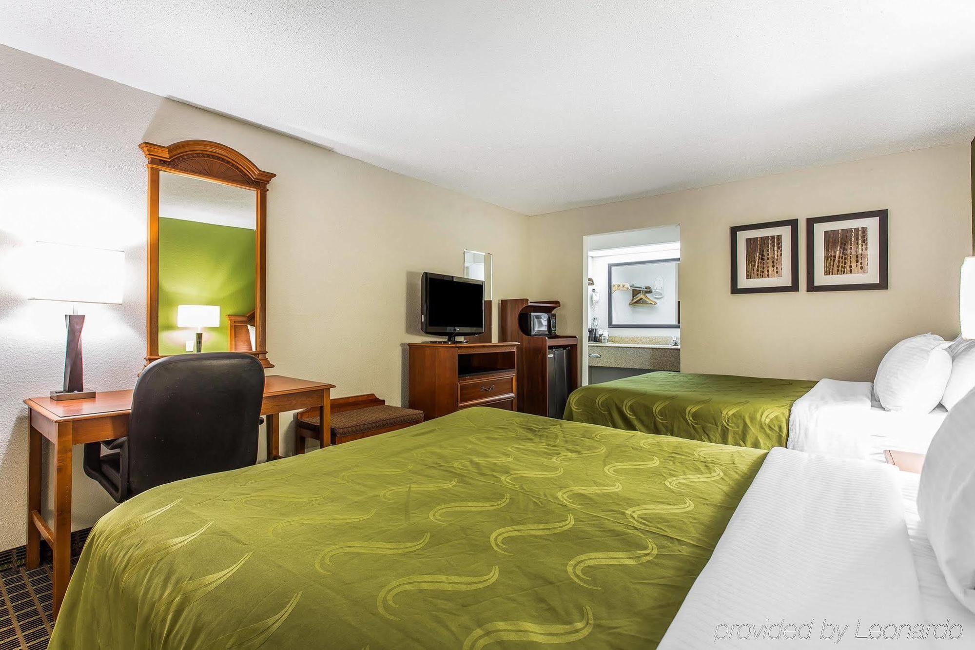 Quality Inn & Suites Orangeburg Esterno foto